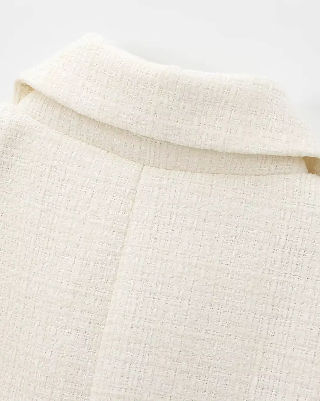 Crème Tweed Jasje Dames – Cropped Jasje met Strikjes & Ronde Kraag