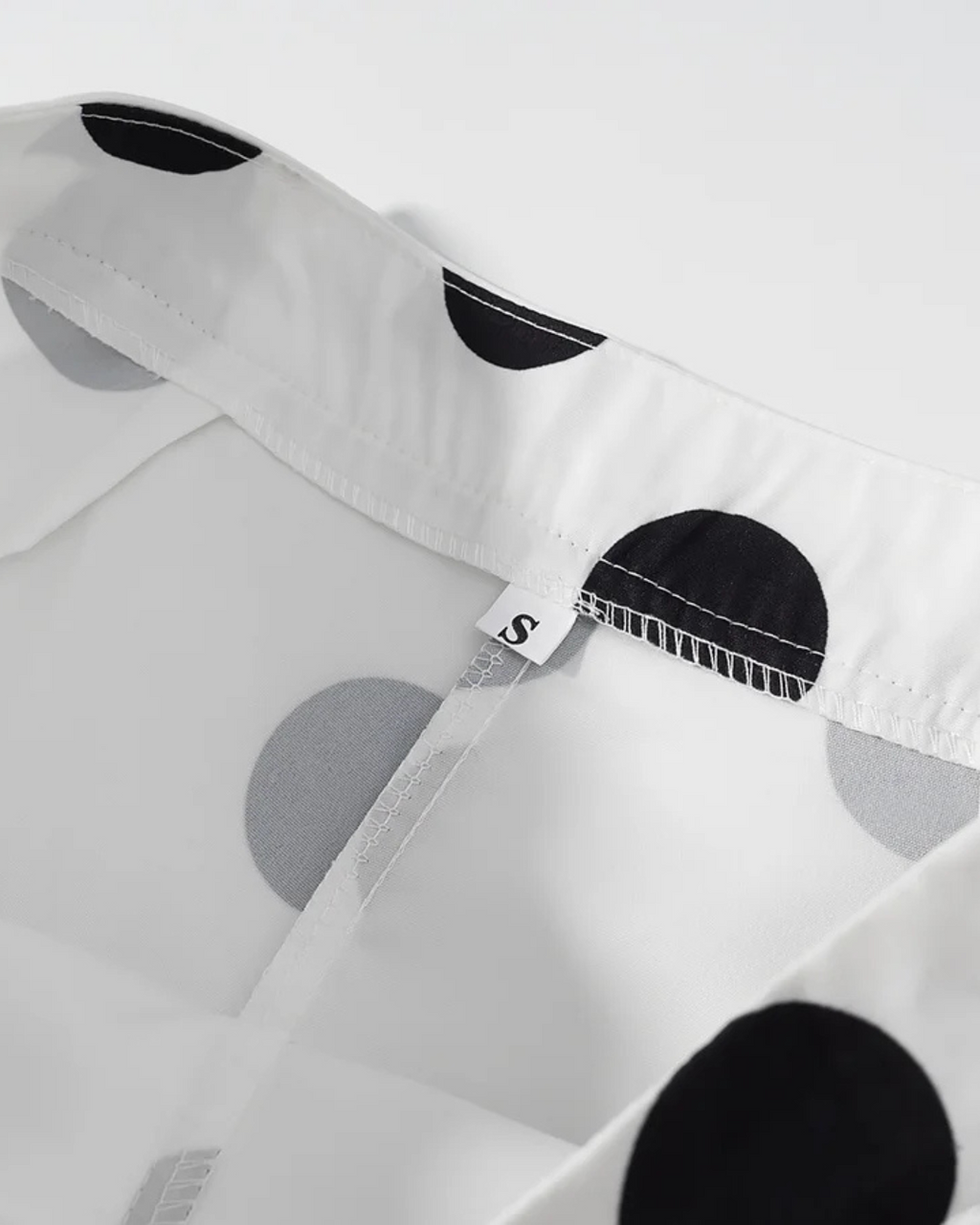 Witte Dames Set met Zwarte Stippen