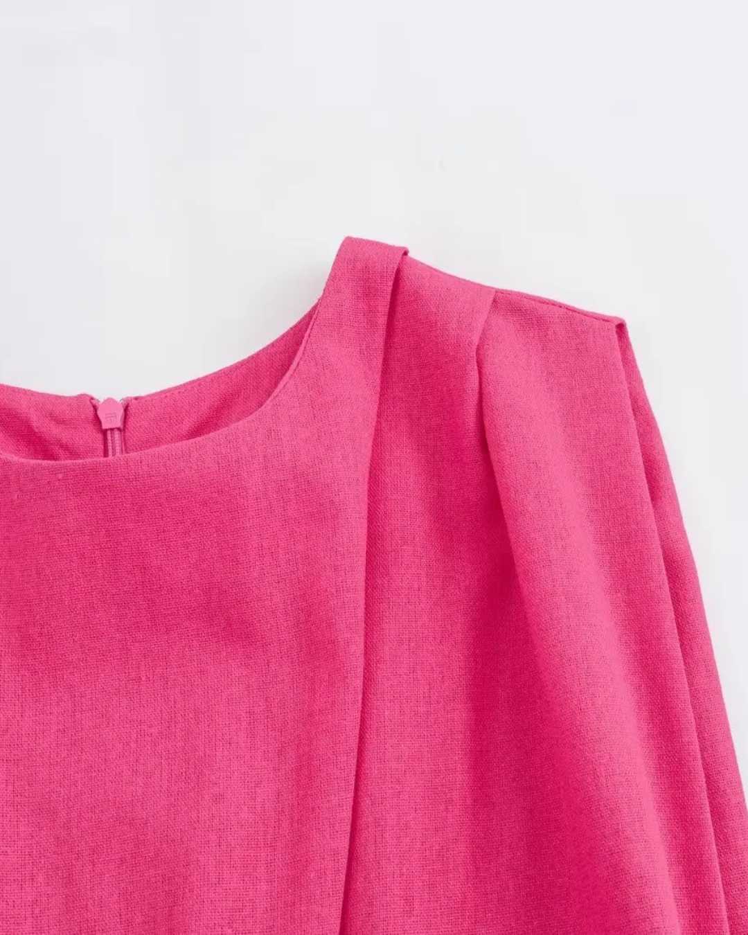 Fuchsia Midi Jurk Dames – Mouwloze Jurk met Cut-Out & Ringdetail