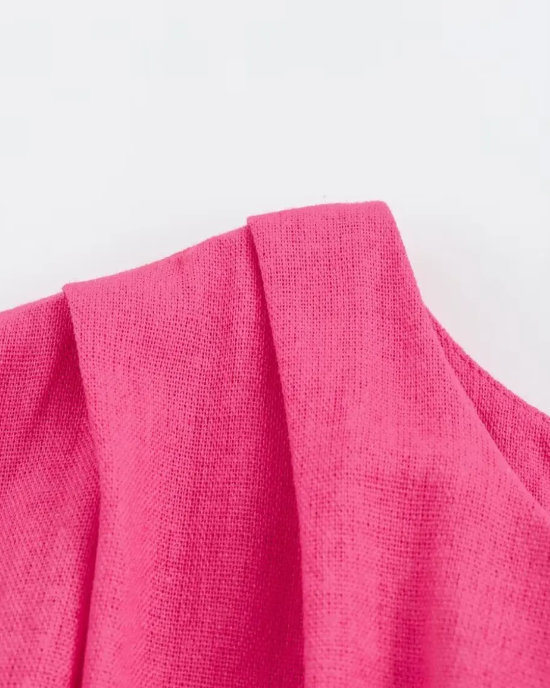 Fuchsia Midi Jurk Dames – Mouwloze Jurk met Cut-Out & Ringdetail