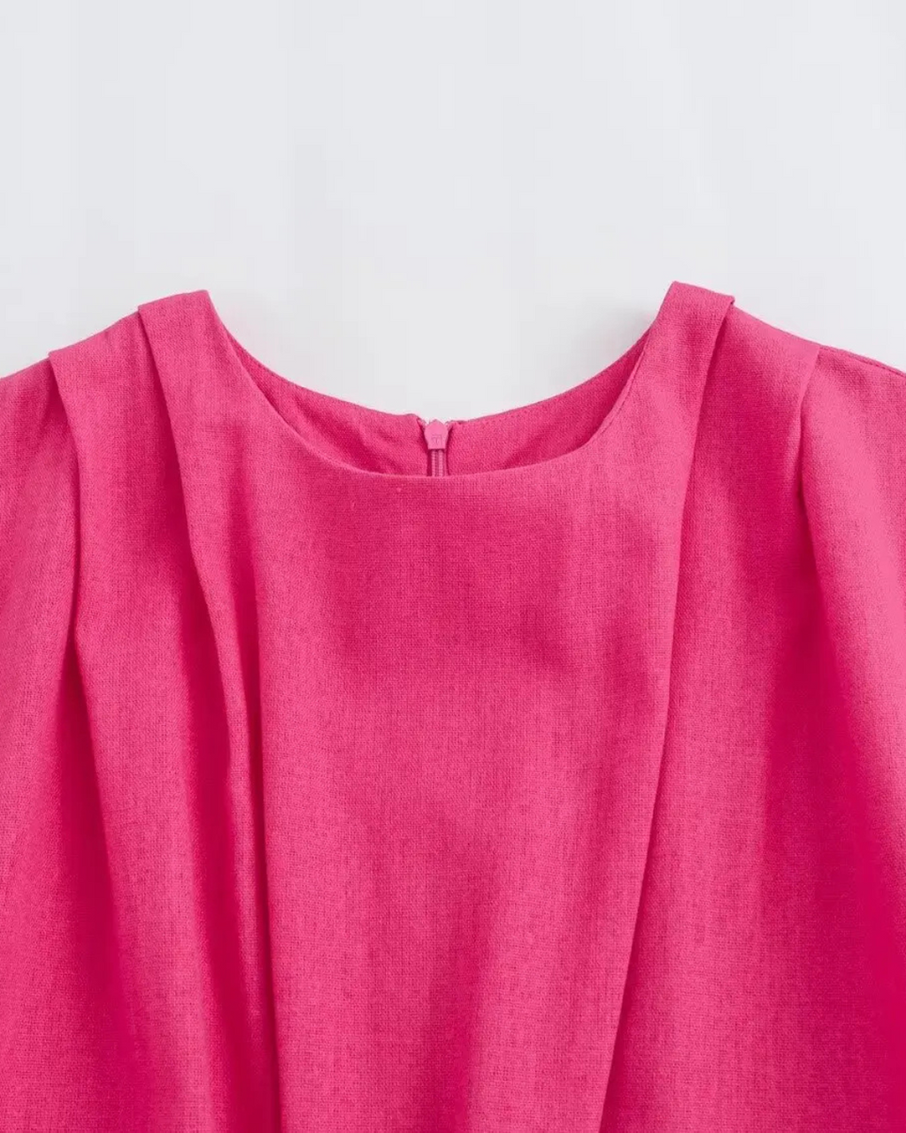 Fuchsia Midi Jurk Dames – Mouwloze Jurk met Cut-Out & Ringdetail