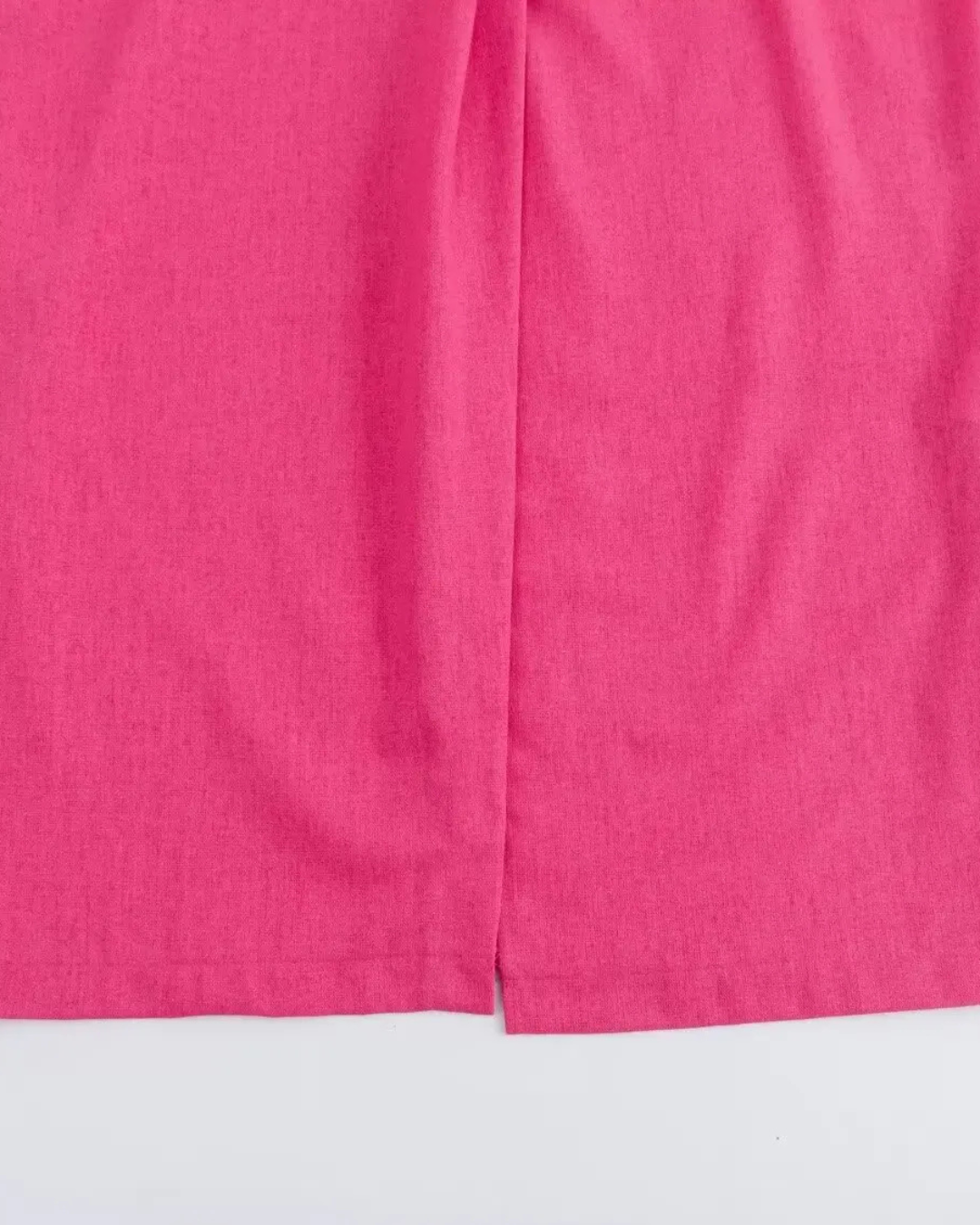 Fuchsia Midi Jurk Dames – Mouwloze Jurk met Cut-Out & Ringdetail