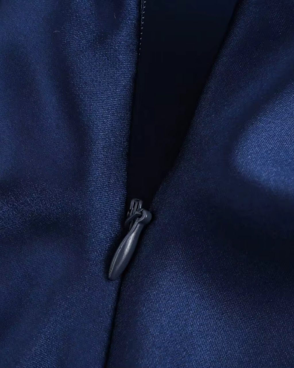 Donkerblauwe Halter Maxi Jurk van Satijn