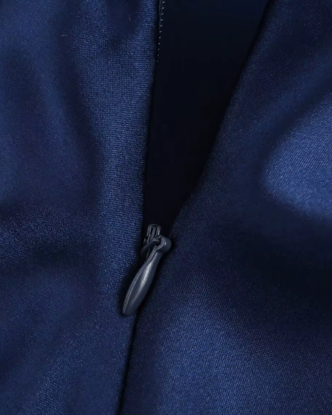 Donkerblauwe Halter Maxi Jurk van Satijn